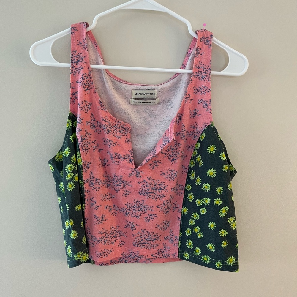 Urban outfitters floral crop top medium